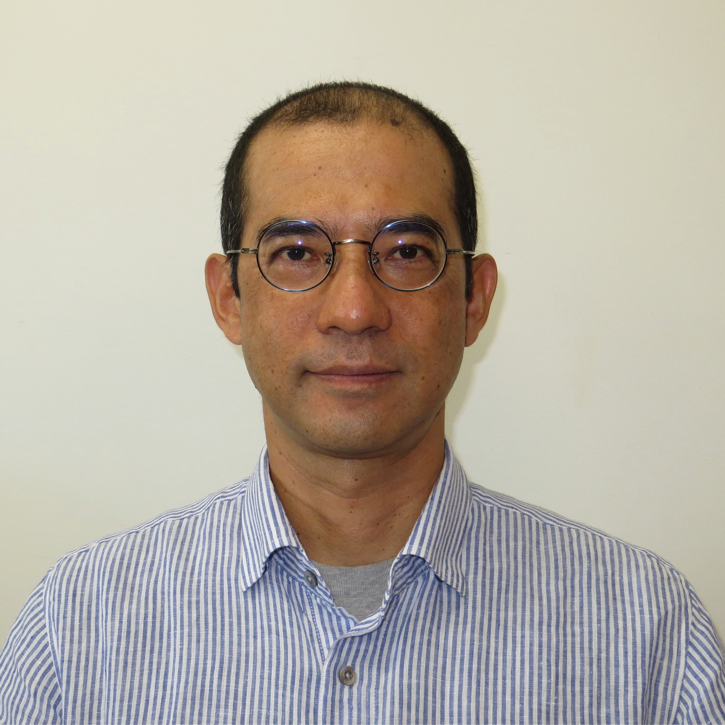 糸数 哲