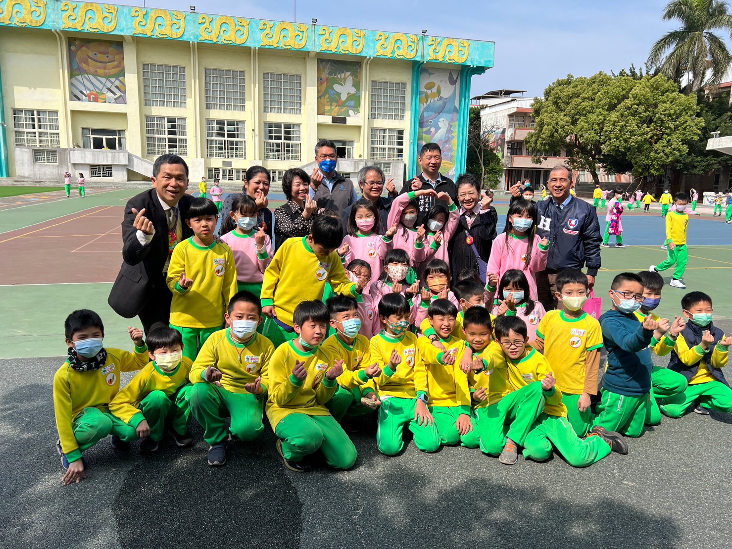 台湾版GIGAスクールの様子を視察（渡邉ゆきこ先生、池間生子先生、上原周子先生、松尾理沙先生）