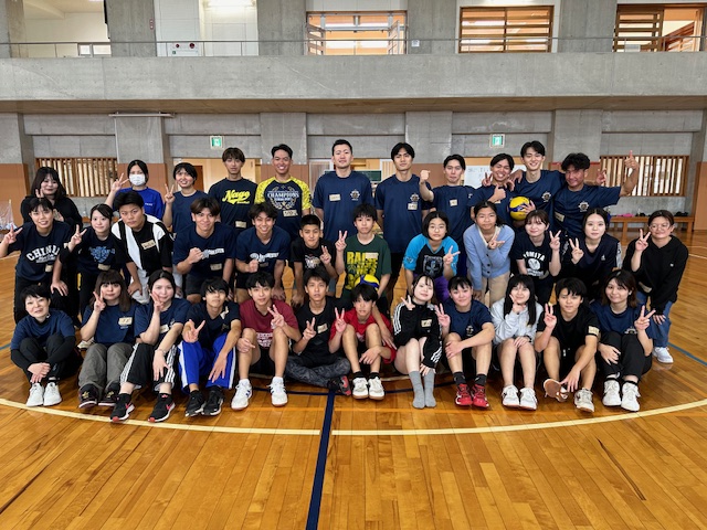 『地域の中学生とスポーツで交流』経法商学科 前田ゼミ