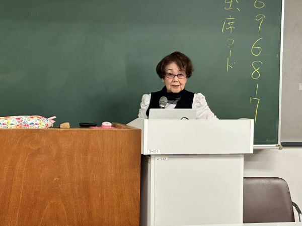 『沖縄戦の体験を語る　玉木利枝子さんを講師に』いのちの未来の平和学